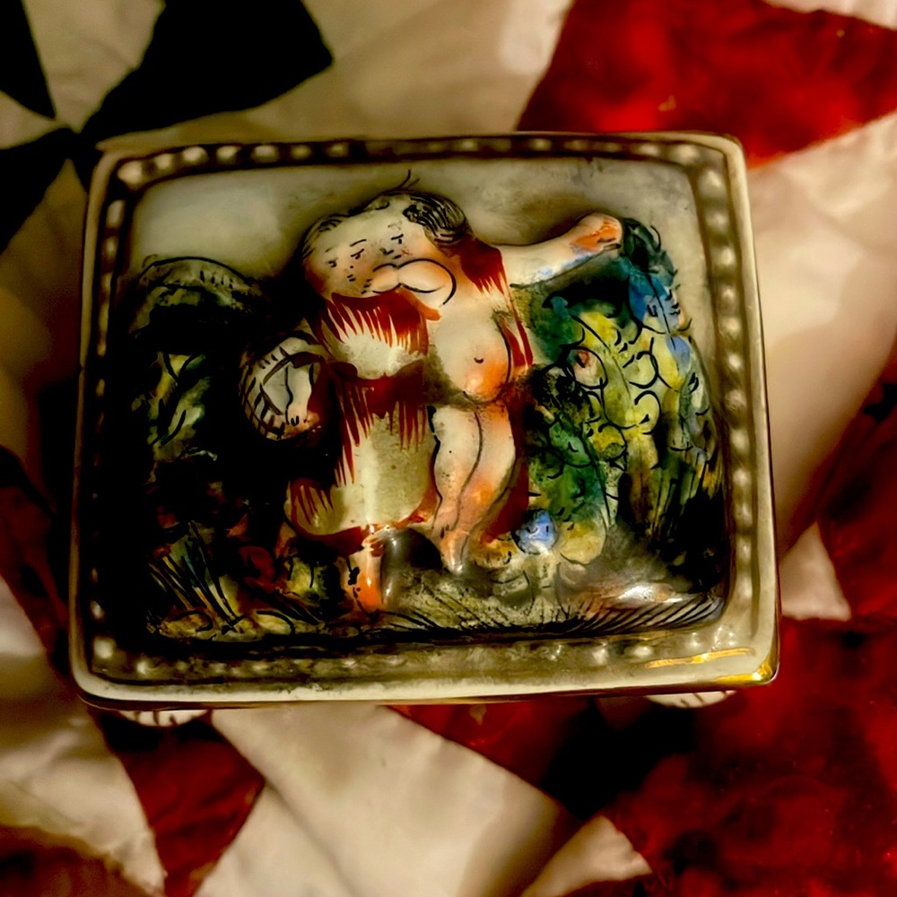 Capodimonte Italy trinket Box